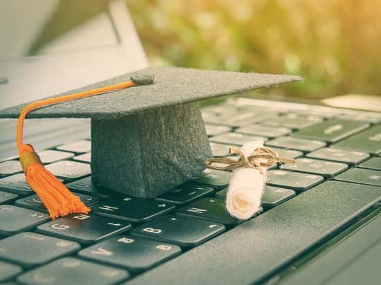 آموزش های گواهینامه دار برای بازار کار تعمیرات کامپیوتر و لپ تاپ