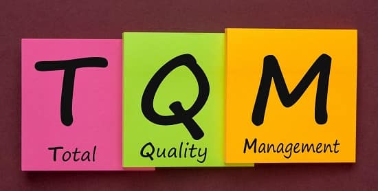مدیریت کیفیت جامع (TQM) چیست؟