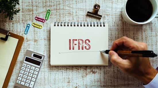مزایای استاندارد IFRS چیست؟