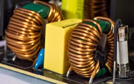 نقش خودالقاوری در کاربردهای الکتریکی